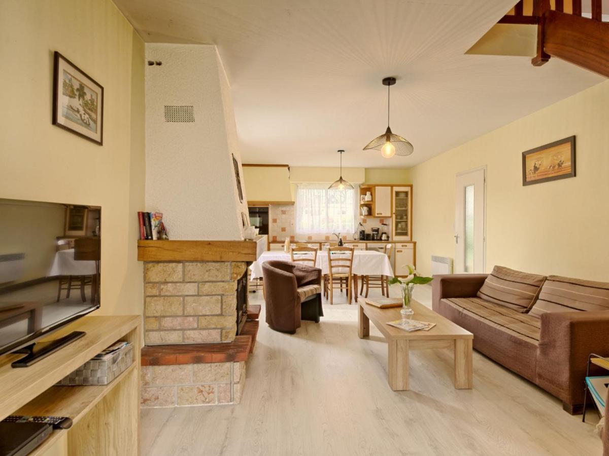 Holiday Home Le Clos Er Bert By Interhome 사르주 외부 사진